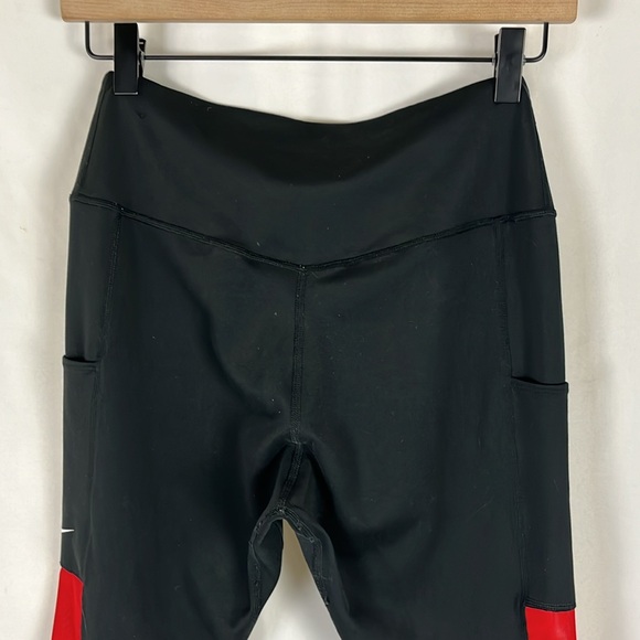 Nike Dri-Fit Women’s Leggings – Size Medium - Picture 4 of 5